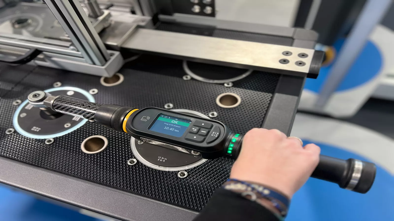 Clé+dynamométrique+électronique+Atlas+Copco+STRwrench_STbench